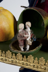 0873-fruitverkoper-det1.jpg; 0873; Automaat, 'de Fruitverkoper'
Musical Automaton 'the Fruit Seller'; automaat met speelkamautomaton with playing comb3candidatekandidaatcandidatKandidatcandidatokandidatמועמדkandidat候選人